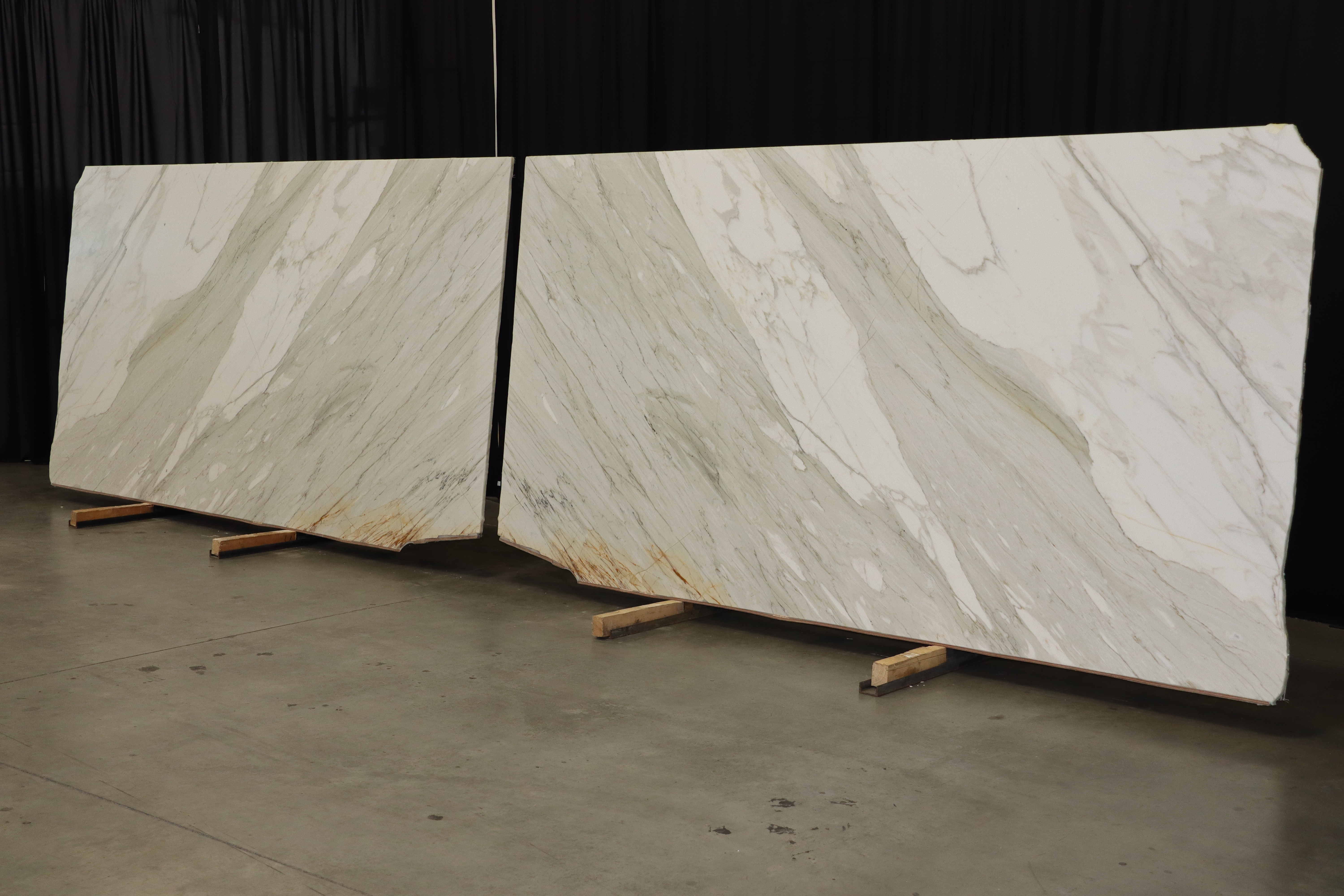 Calacatta Cremo Marble Slab