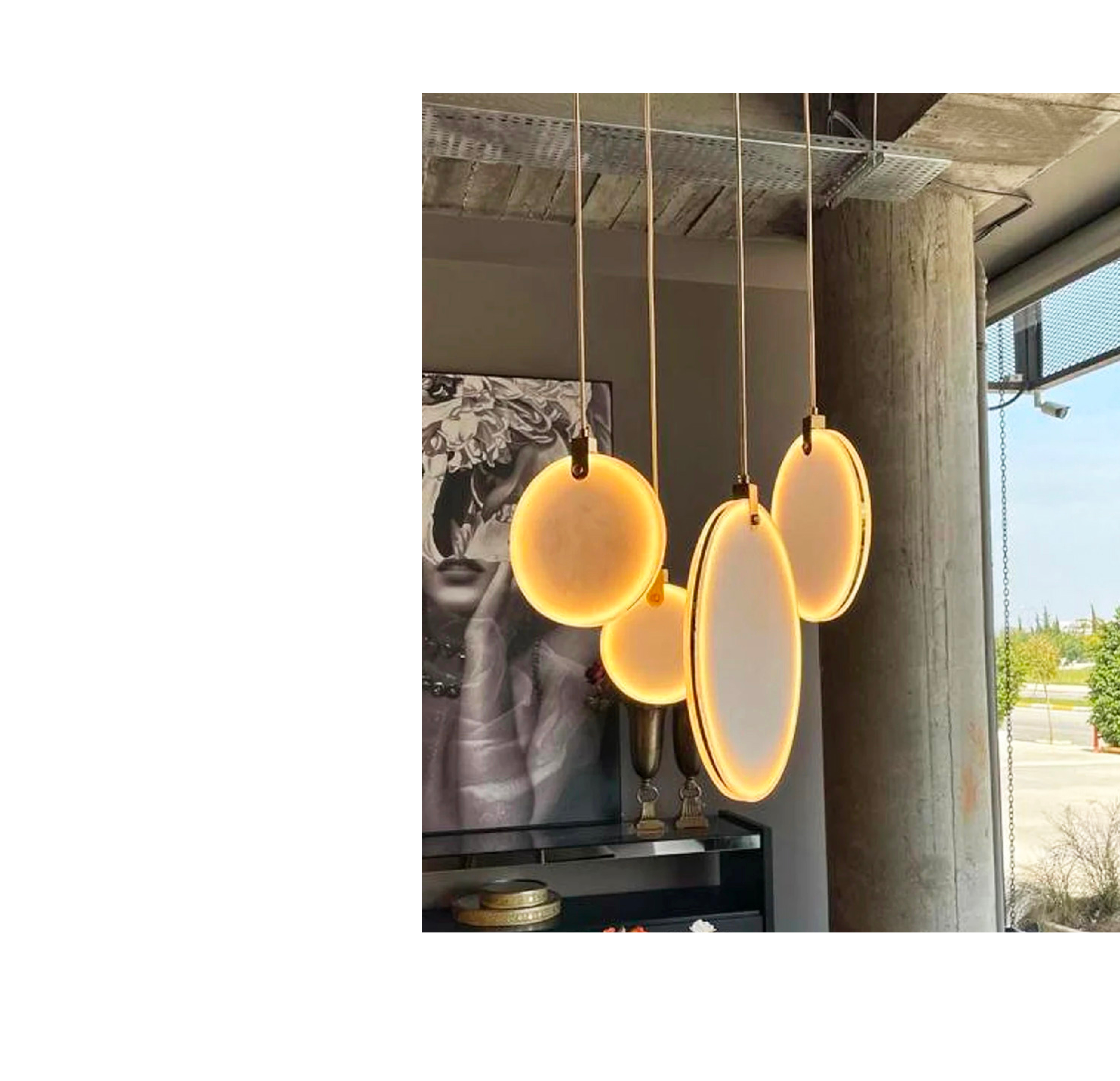 Aspendos- Single Marble Brushed Brass Led Pendant